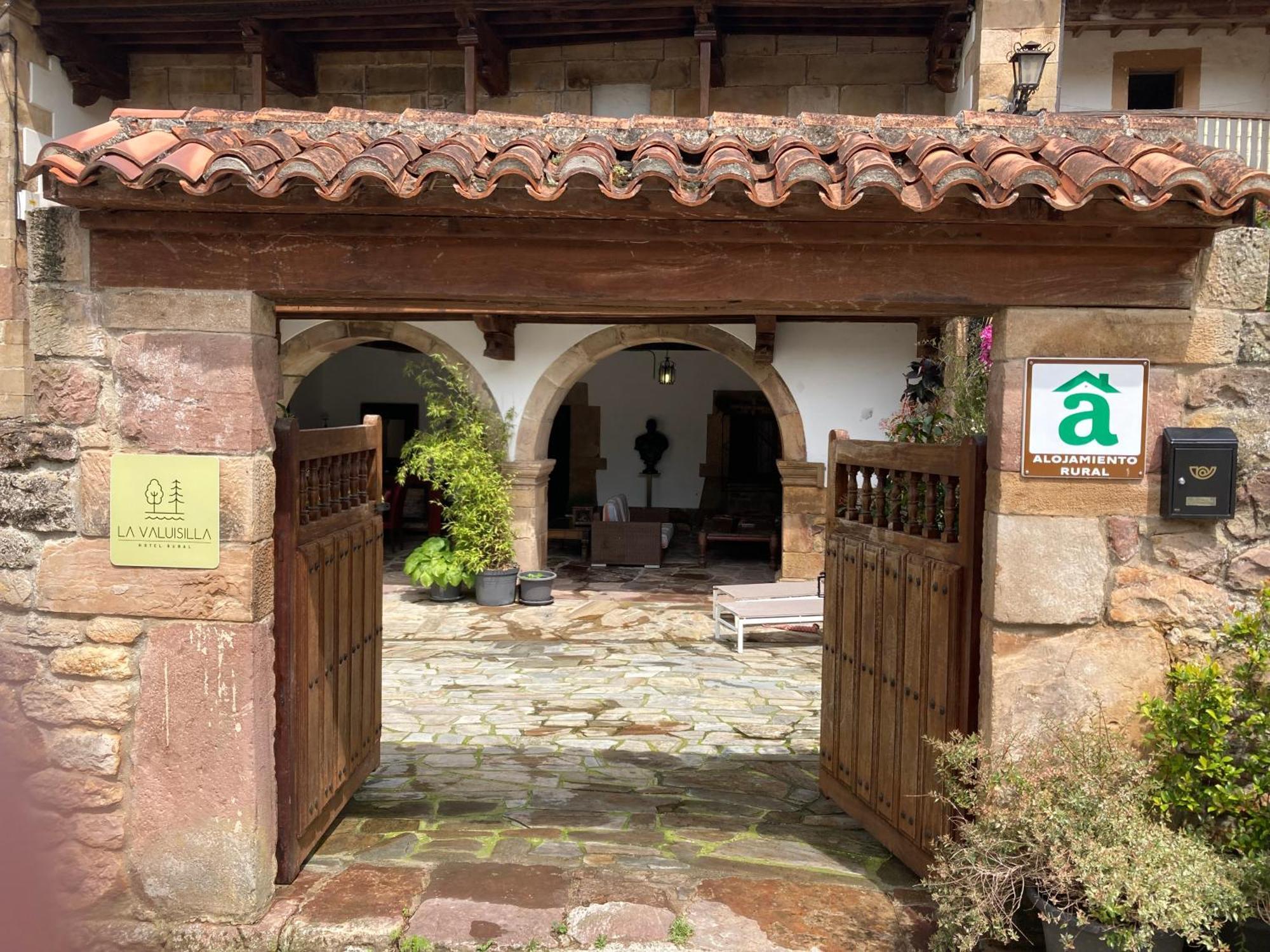 La Valuisilla, Hotel Rural Cicera Ngoại thất bức ảnh